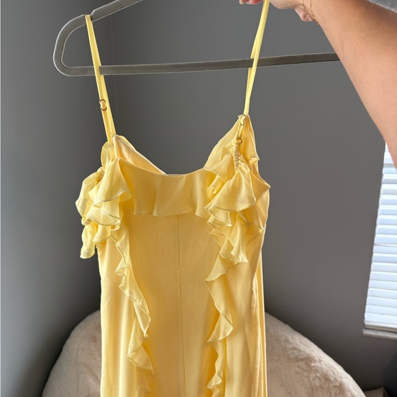 LOVERS & FRIENDS MARISOL GOWN YELLOW SIZE SMALL EXCELLENT COND. - Picture 6 of 10